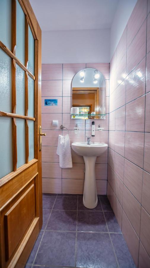 Hotel Conacul Domnesc Scheia