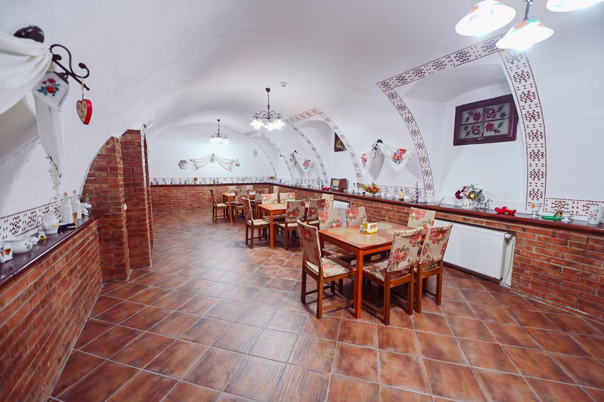 Hotel Conacul Domnesc Scheia