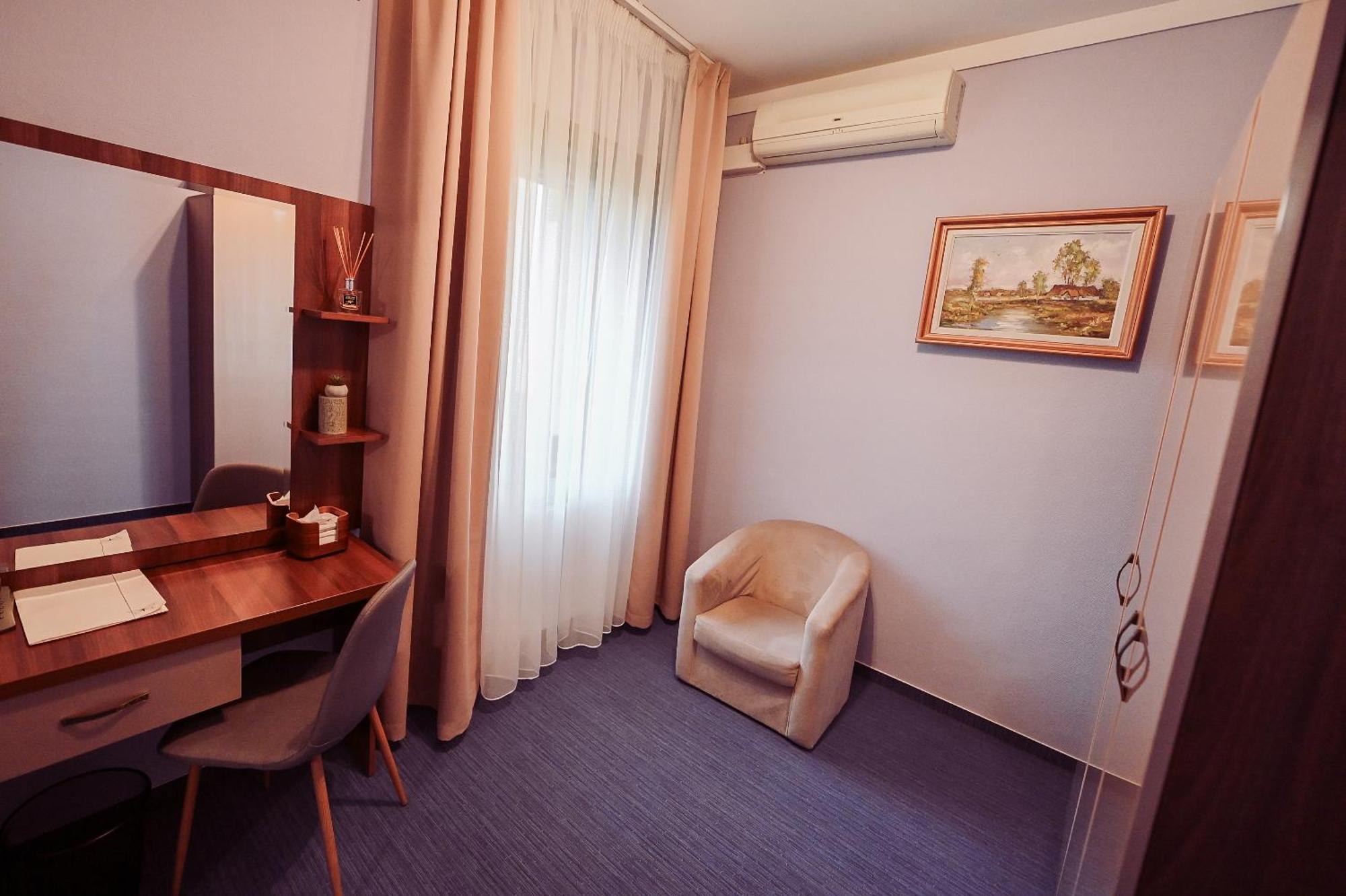 Conacul Domnesc 3* Scheia
